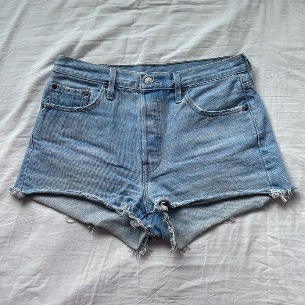Levi's 501® Original Fit High Rise Women's Shorts